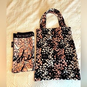 Victoria’s Secret Bundle, Tote/Scarf NWT